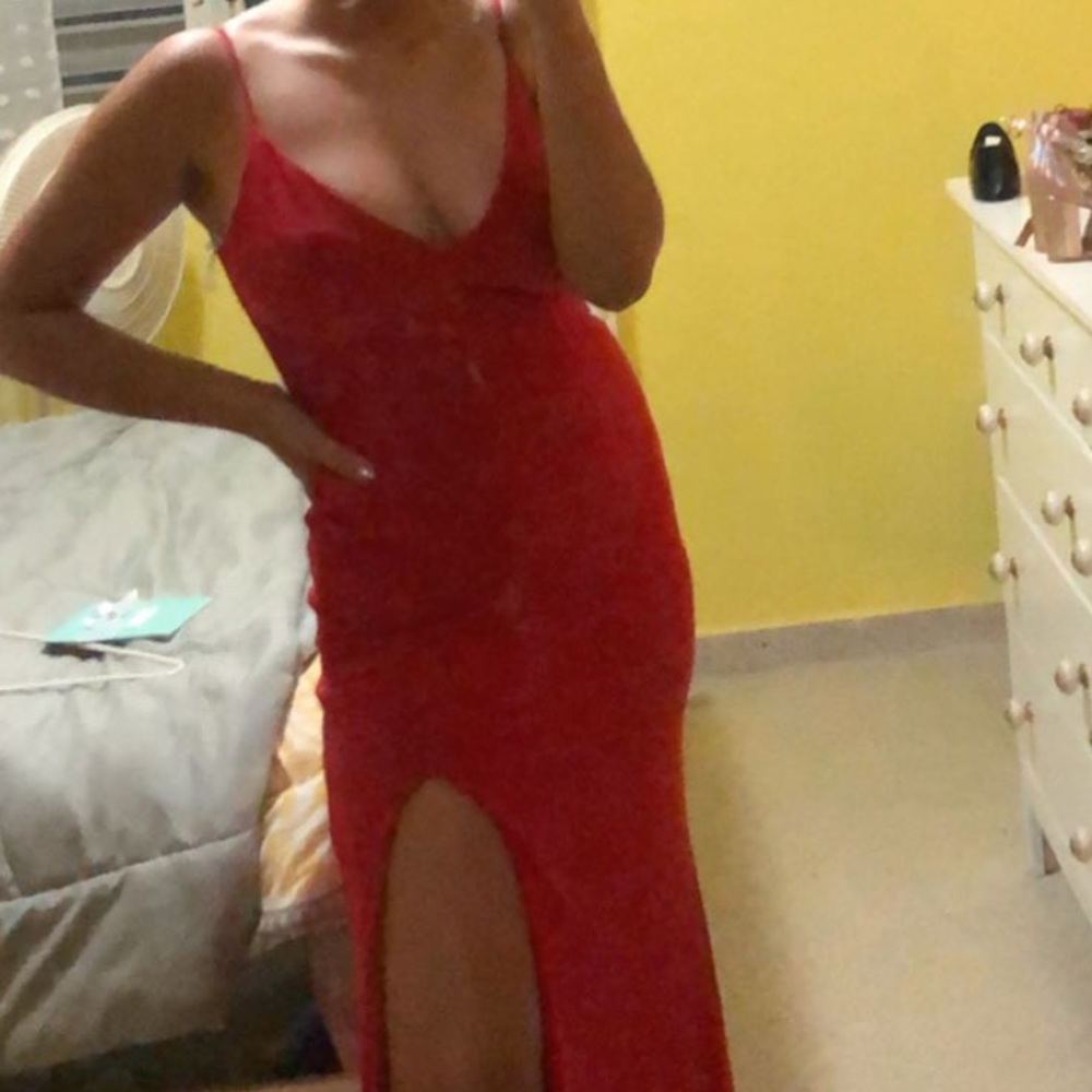 Red dress !